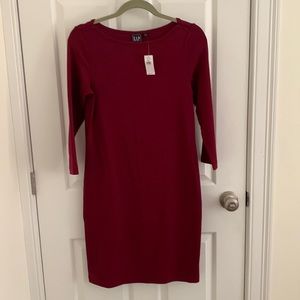 NWT gap burgundy dress, size small. 3/4 sleeves. Cotton/modal blend.